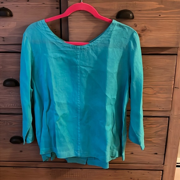 Nicole Miller Tops - EUC Nicole Miller 100% linen top sz L